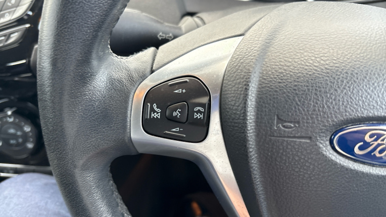 Ford Fiesta 1.0 EcoBoost Zetec 3dr Petrol Hatchback